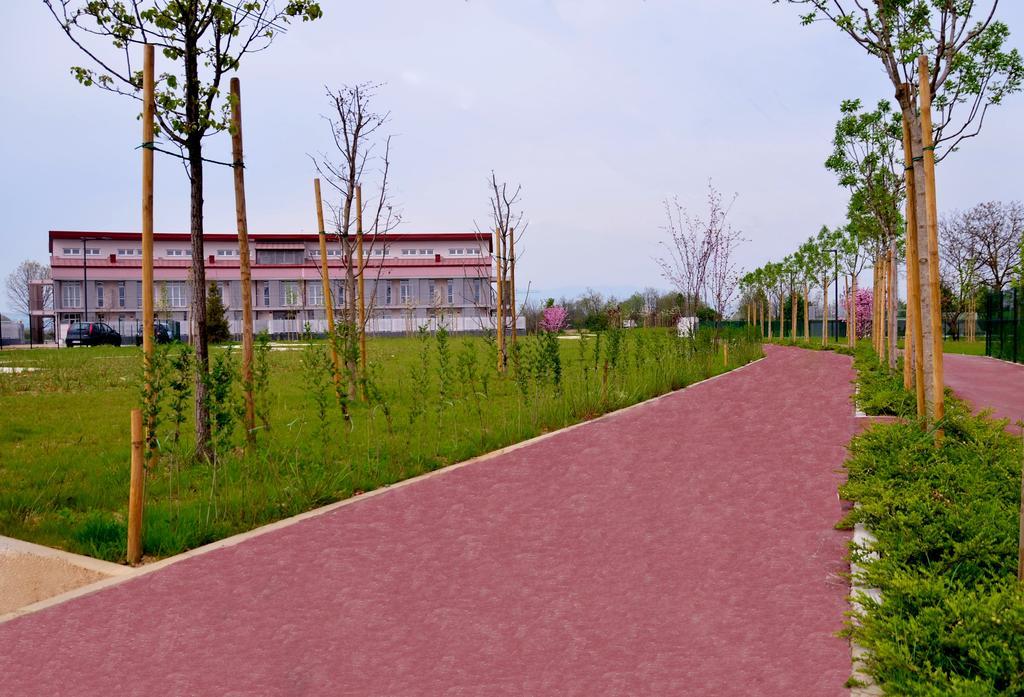 Privilege Apartments Вимеркате Екстериор снимка