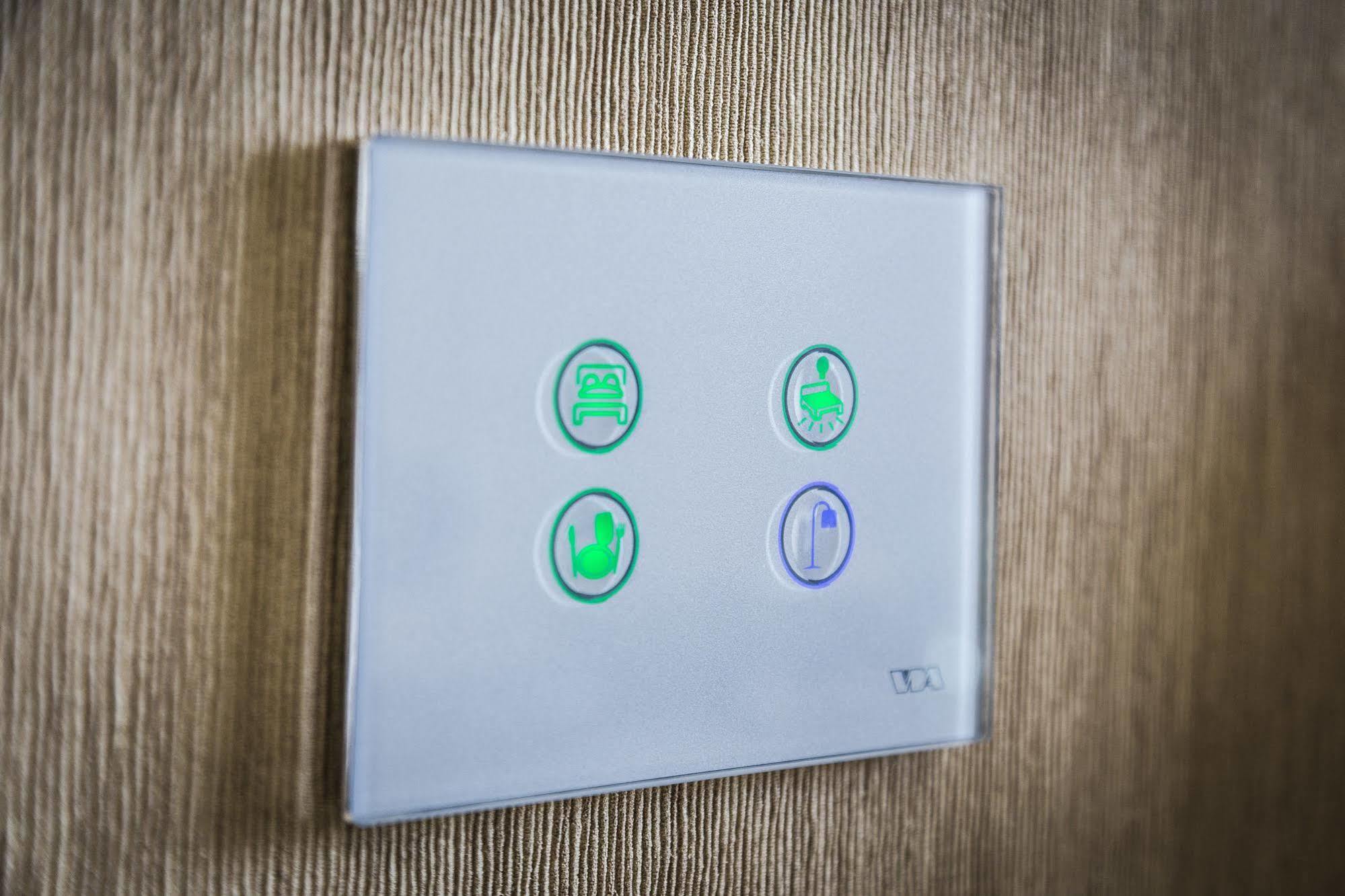 Privilege Apartments Вимеркате Екстериор снимка